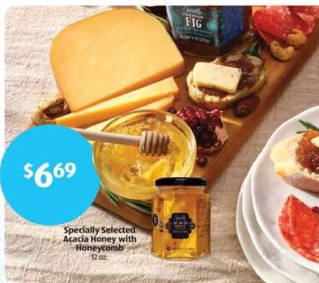 Specially Selected Acacia Honey with Honeycomb
