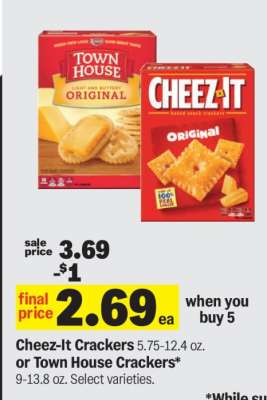 Cheez-It Crackers or Town House Crackers
