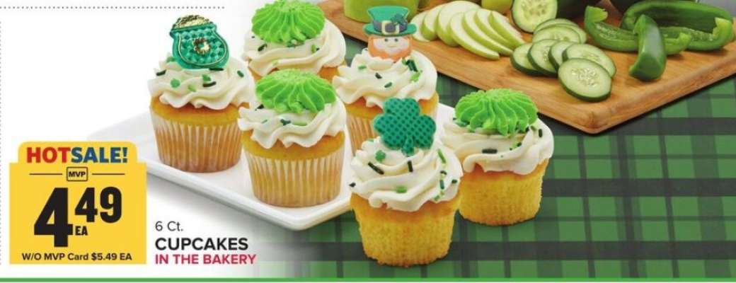 CUPCAKES IN THE BAKERY