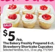 The Bakery Freshly Prepared 6 ct. Strawberry Shortcake Cupcakes