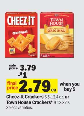 Cheez-It Crackers or Town House Crackers