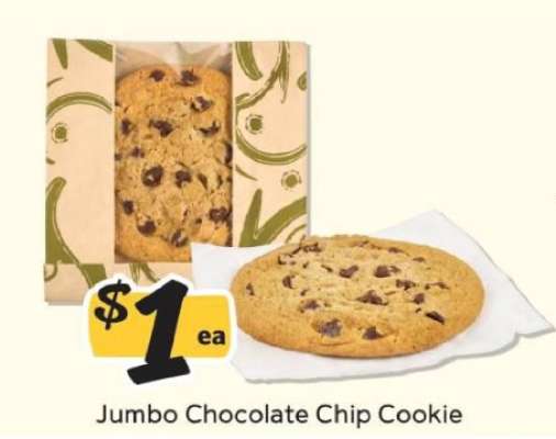 Jumbo Chocolate Chip Cookie